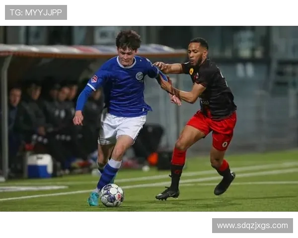 邓伯什与埃因霍温的精彩对决谁能笑到最后解析比赛关键因素